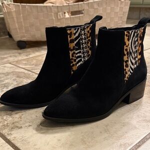 Crown Vintage Black Ankle Boots with Animal Print